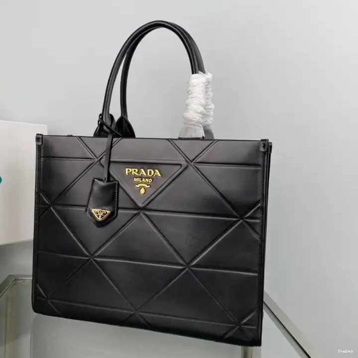 2212YA0030 Prada Bag 0814